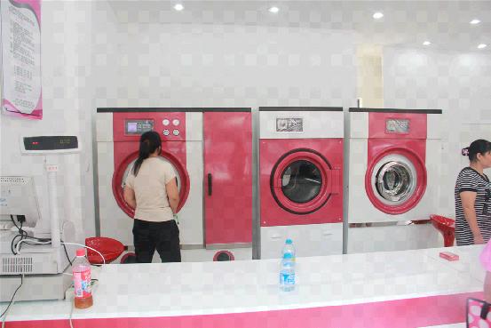 UCC洗衣加盟連鎖企業，品牌干洗加盟店